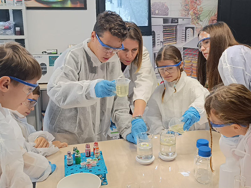 🧪 Radionice za decu Beograd – Naučna zabava u Mega Solution DEMO laboratoriji